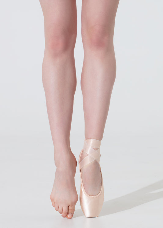 Triumph Pointe Shoe